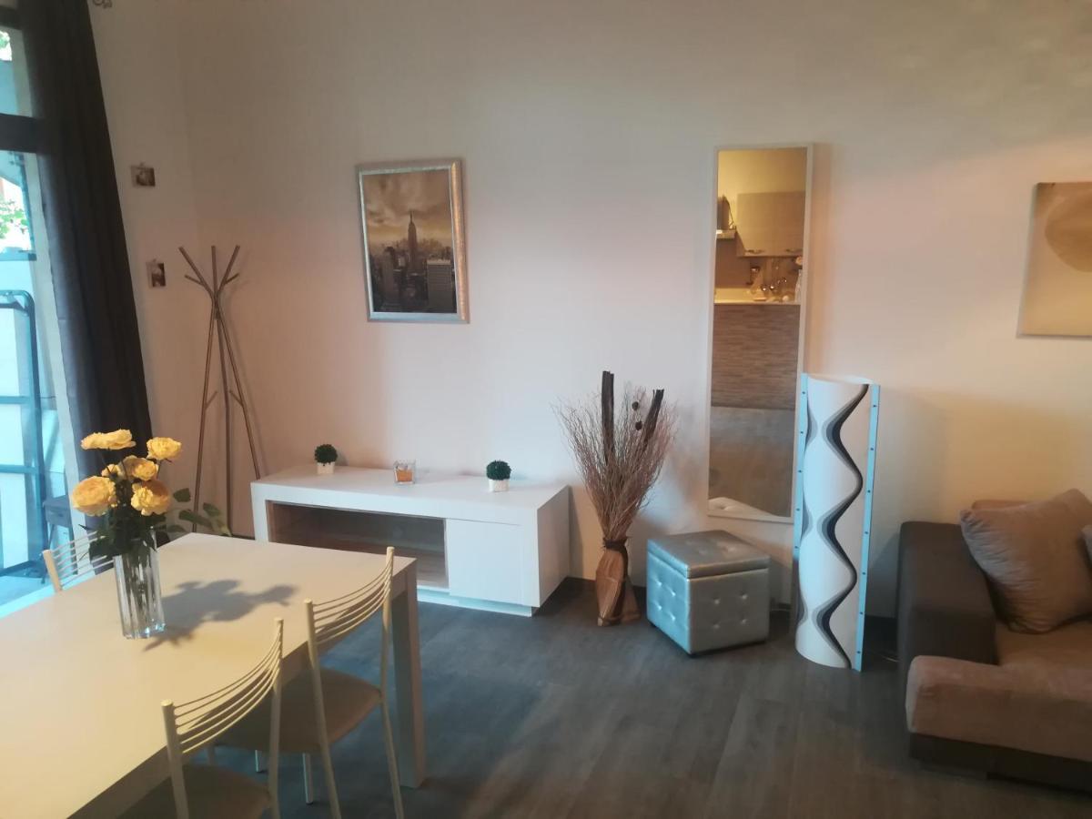 Elegance Apartment Taormina Letojanni Bagian luar foto