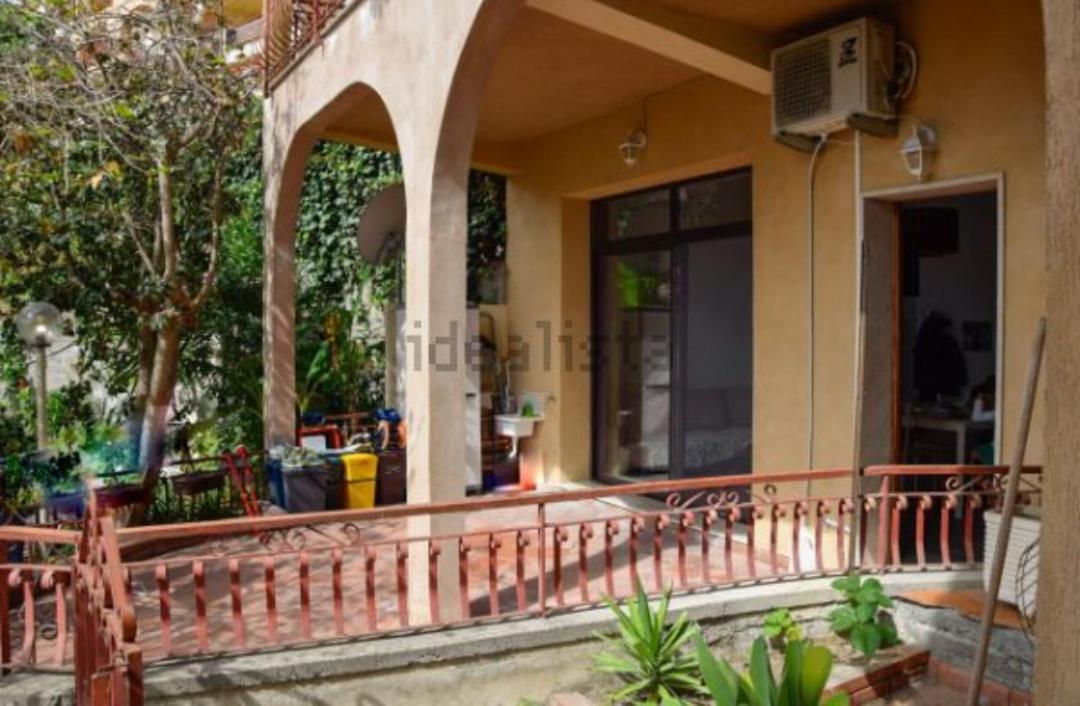 Elegance Apartment Taormina Letojanni Bagian luar foto